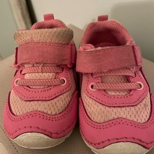 Stride Rite Childs Size 3.5 Shoe